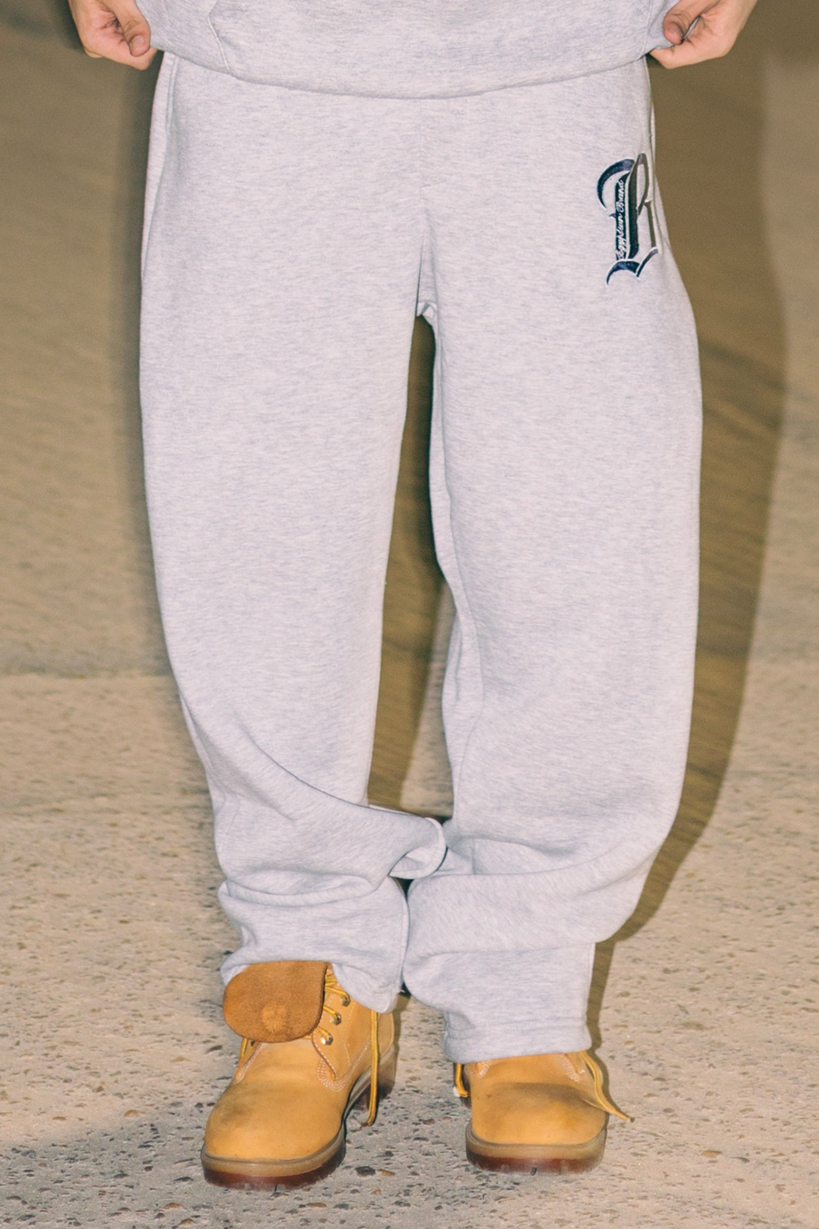BUHZ SWEATPANTS